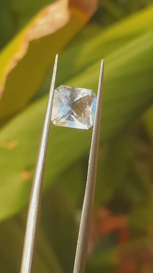 Rear Rainbow Moonstone Multicolor 1.440 ct