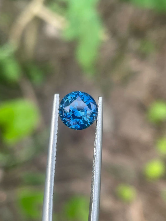Blue Sapphir 1.9ct No heat